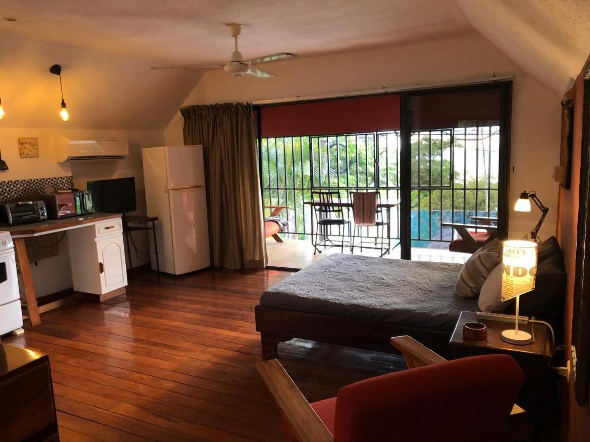 Cockatoo Studio Apartments Manuel Antonio Extérieur photo