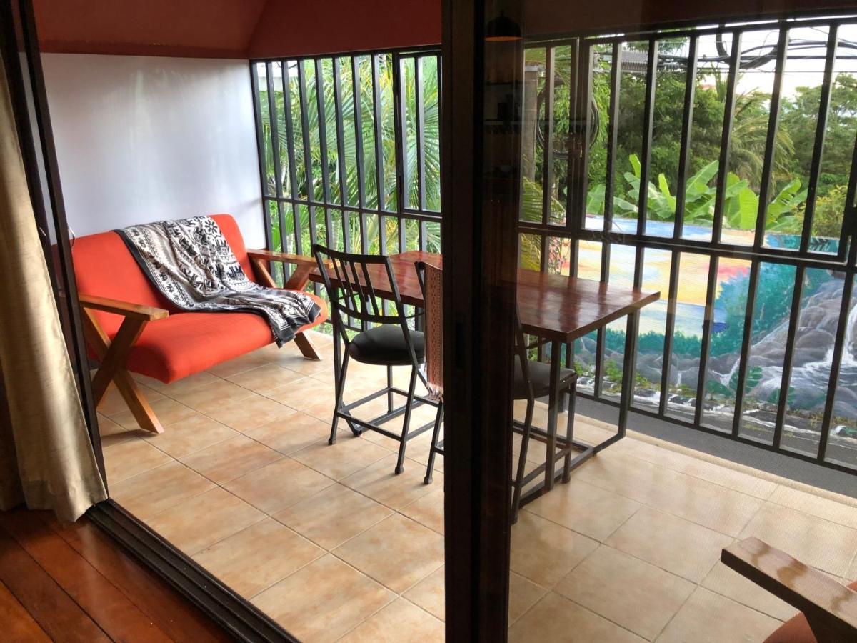 Cockatoo Studio Apartments Manuel Antonio Extérieur photo